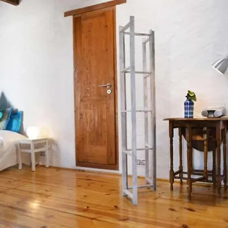 Apartment Sleeps 3 Wifi Uga