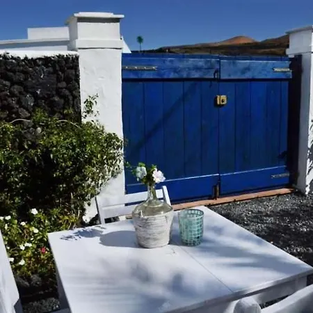 Sleeps 3 Wifi Apartment